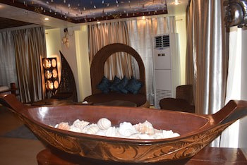 Golden Phoenix Hotel Boracay