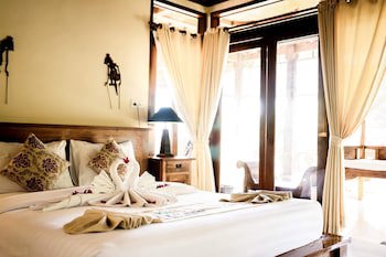 Amed Cafe & Hotel Kebun Wayan
