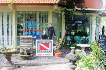 Amed Cafe & Hotel Kebun Wayan