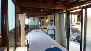 Amed Cafe & Hotel Kebun Wayan