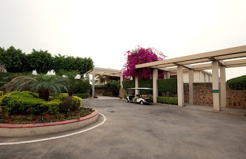 Lemon Tree Hotel Tarudhan Valley