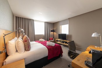 Apex Temple Court Hotel