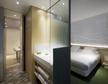 Ako Suite