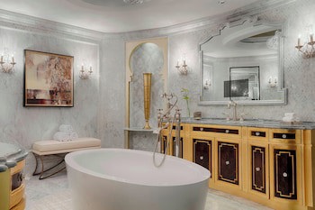 The St. Regis Abu Dhabi