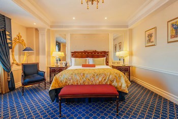 Fairmont Grand Hotel Kyiv