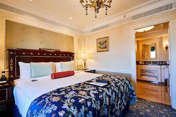 Fairmont Grand Hotel Kyiv