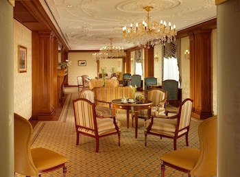 Fairmont Grand Hotel Kyiv