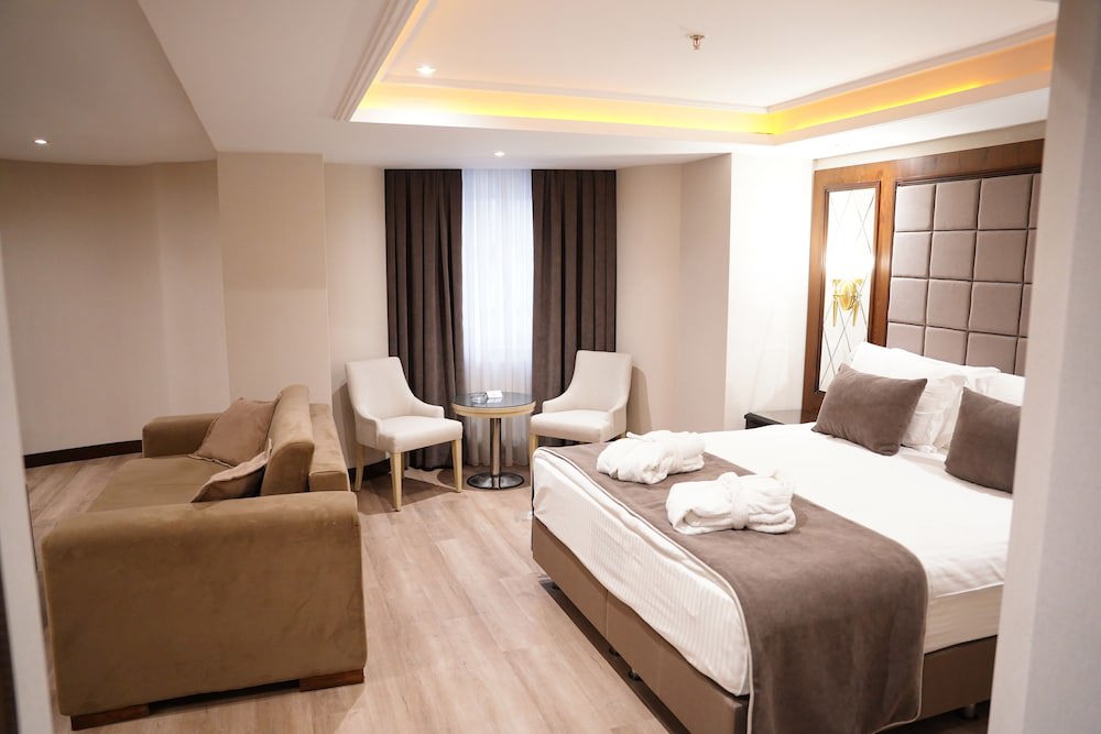 Amethyst Hotel