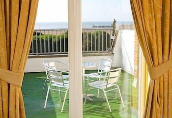 St Ives Hotel