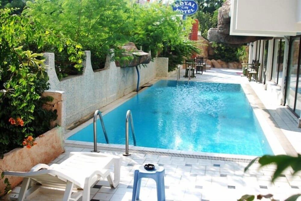 Royal City Hotel galeri fotoğrafı
