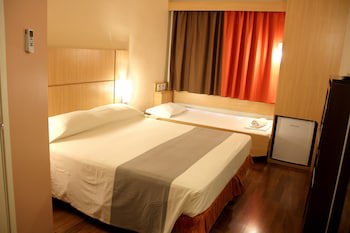 Ibis Montes Claros Shopping