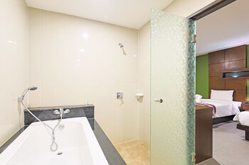 Gu Hotel Patong