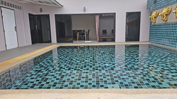 Gu Hotel Patong