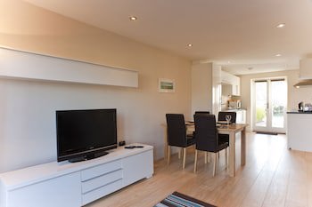 Bay Retreat Villas
