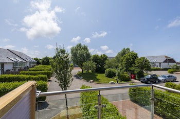 Bay Retreat Villas