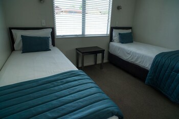 Aveda Motor Lodge