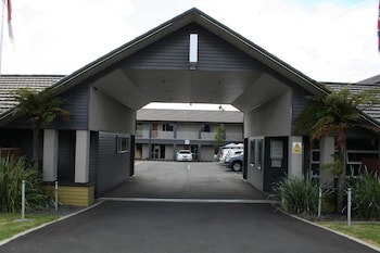 Aveda Motor Lodge