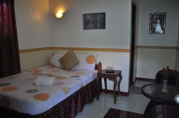 D' Lucky Garden Inn