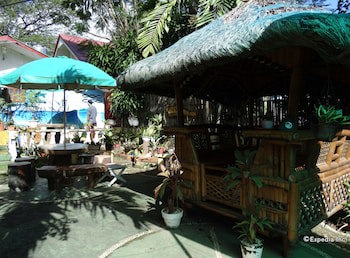 D' Lucky Garden Inn