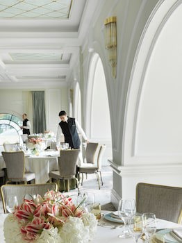 Four Seasons Hotel Baku