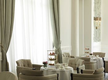 Four Seasons Hotel Baku