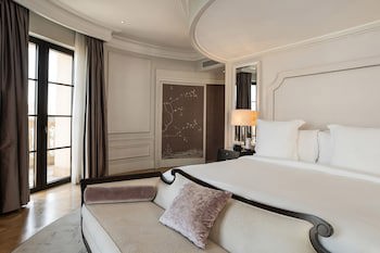 Four Seasons Hotel Baku