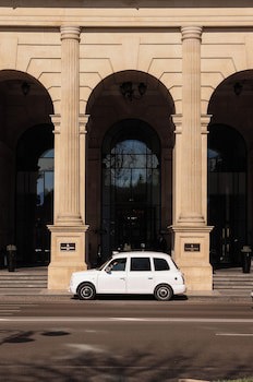 Four Seasons Hotel Baku