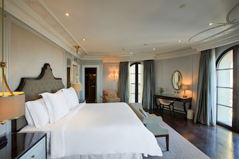 Four Seasons Hotel Baku