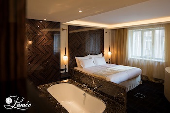 Hotel Topazz