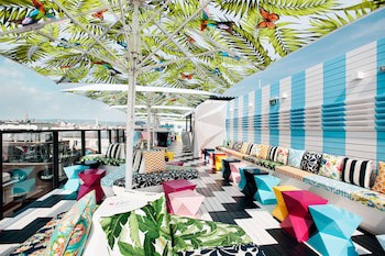 Hotel Topazz