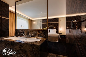 Hotel Topazz