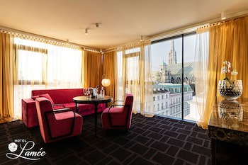 Hotel Topazz