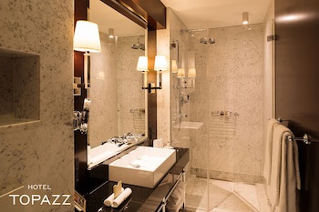 Hotel Topazz