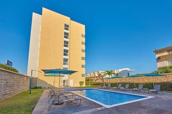 City Express By Marriott Manzanillo