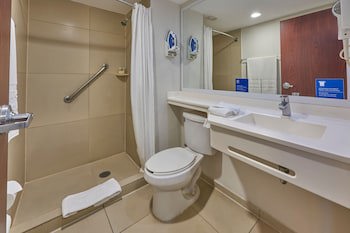 City Express By Marriott Manzanillo