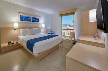 City Express By Marriott Manzanillo