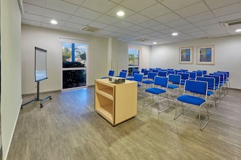 City Express By Marriott Manzanillo