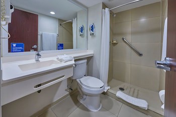 City Express By Marriott Manzanillo