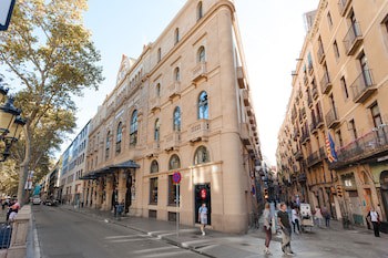 Do Placa Reial Powered By Sonder