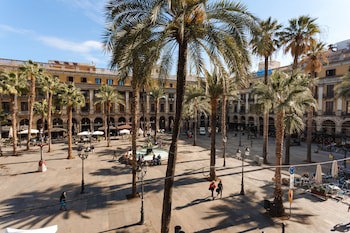 Do Placa Reial Powered By Sonder