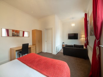 The Douglas Hotel