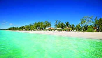 Crystals Beach Resort Belle Mare, A Member Of Radisson Individuals