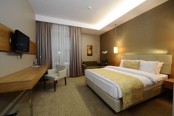 Ramada By Wyndham Podgorica