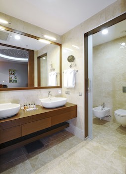 Ramada By Wyndham Podgorica