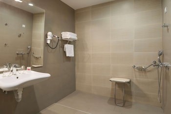 Ramada By Wyndham Podgorica
