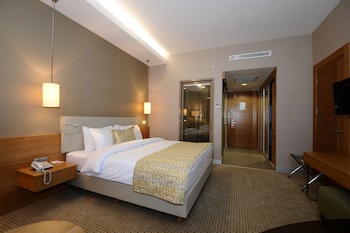 Ramada By Wyndham Podgorica