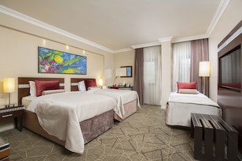 Almira Hotel Thermal Spa & Convention Center