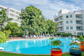 Cera Resort Chaam