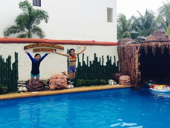 Badladz Beach And Dive Resort