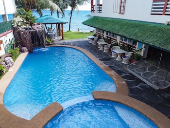 Badladz Beach And Dive Resort